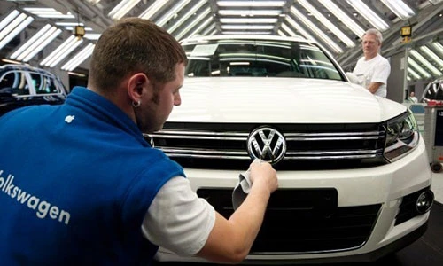 Volkswagen và BMW đối mặt kiện tụng bê bối khí thải