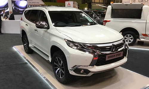 Ra mắt SUV giá rẻ Mitsubishi Pajero Sport bản 2 chỗ ngồi