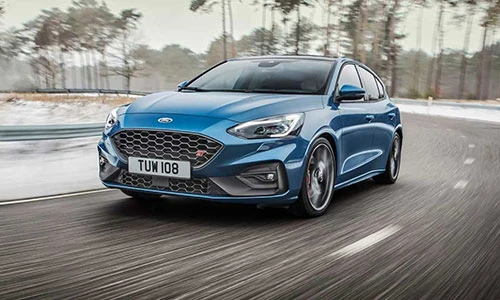 Chi tiết Ford Focus ST 2019 mạnh mẽ và hầm hố hơn