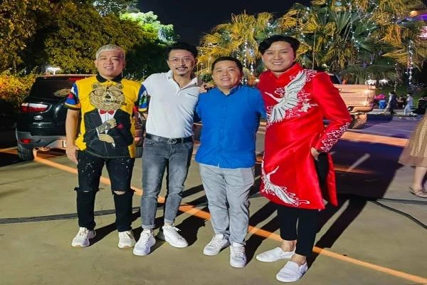 Diệu Nhi, Quốc Trường và dàn sao Việt đón năm mới