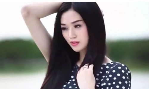 Một ngày của mỹ nhân Việt được chú ý nhất hiện nay