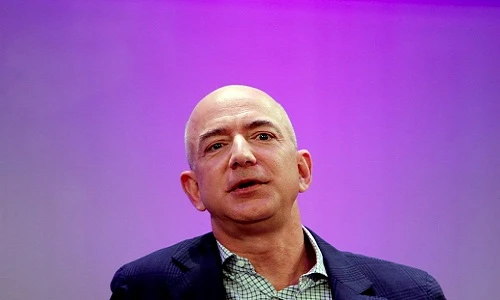 Một ngày làm việc "dị thường" của ông chủ Amazon