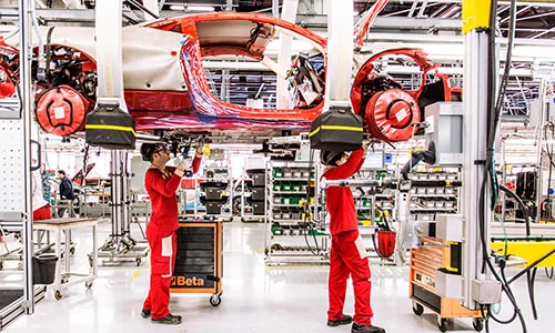 Đột nhập nhà máy sản xuất siêu xe Ferrari tại Ý