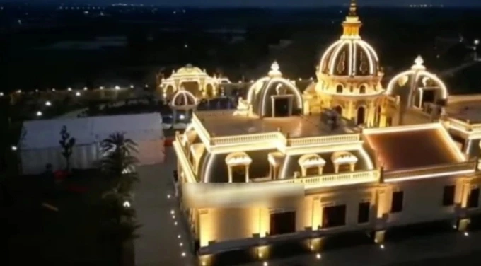 Chiêm ngưỡng “biệt phủ” như lâu đài đang gây sốt tại xứ Thanh