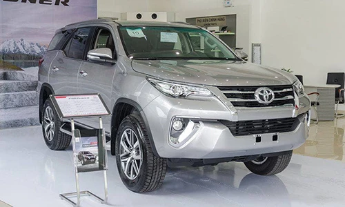 Chi tiết Toyota Fortuner 2019 hơn 1,3 tỷ đồng tại Việt Nam