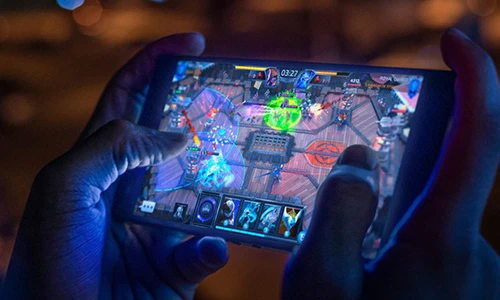 Razer Phone 2 - điện thoại chuyên chơi game tốt nhất