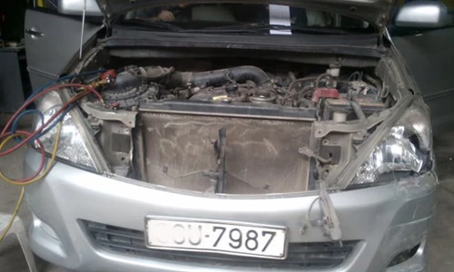 Két nước xe ôtô thủng nên hàn lại hay thay mới?