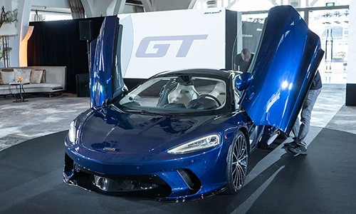 Siêu xe McLaren GT lần đầu đến châu Á, giá 12,8 tỷ đồng