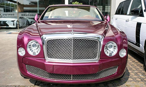 Xe sang Bentley Mulsanne cũ khiến chị em phát thèm