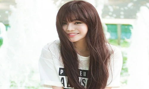 Hot girl 9X xinh như thiên thần với tài lồng tiếng phim