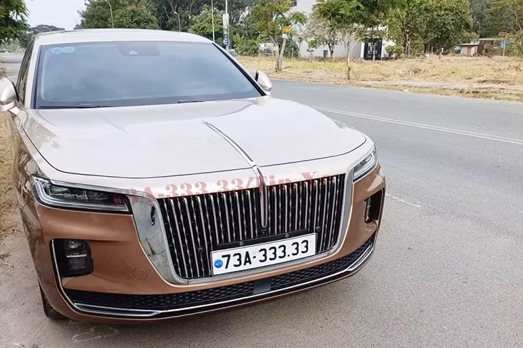 Biển số 73A-333.33 gần 2,5 tỷ đồng gắn cho "Rolls-Royce Trung Quốc"