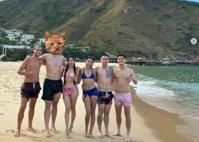 Yến Xuân giấu mặt bạn trai, netizen chỉ ra Đặng Văn Lâm nhờ điểm này