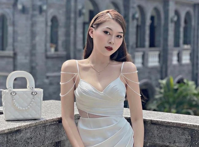 Bố mẹ ủng hộ chuyển giới, chàng trai Đồng Nai hóa nữ thần