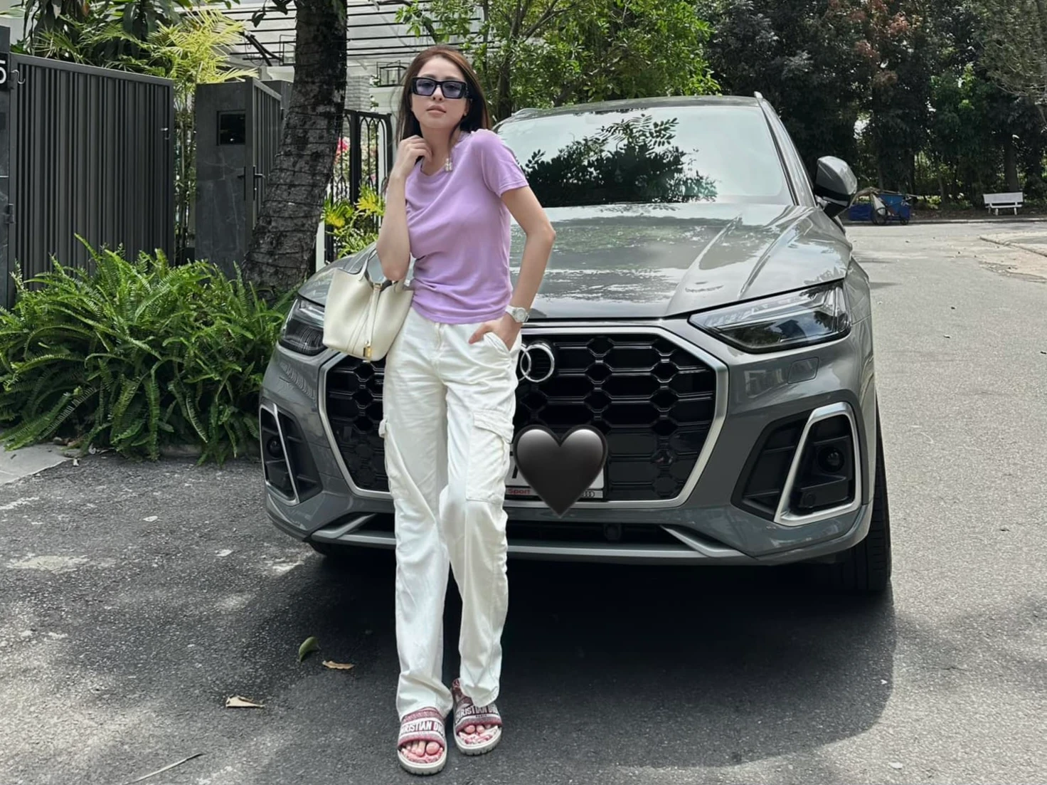 4 năm hậu lộ clip nóng, Trâm Anh khoe khối tài sản "khủng"