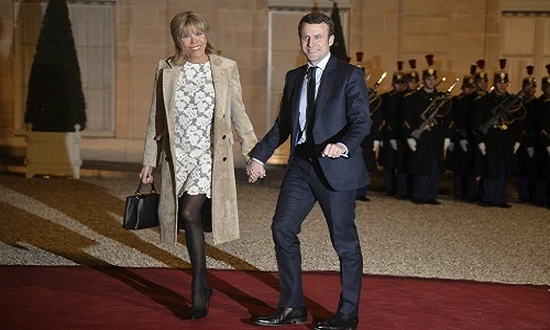 "Soi" túi xách bí mật Đệ nhất phu nhân Pháp ưa dùng