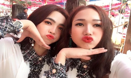 Ảnh đời thường "sang chảnh" của dàn gái xinh dân tộc Ê Đê siêu hot