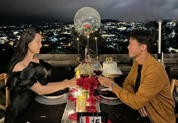 Quế Ngọc Hải được vợ tổ chức sinh nhật siêu lãng mạn 