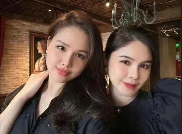 Chung khung hình, cặp bạn thân hot girl gây chú ý "cực mạnh"