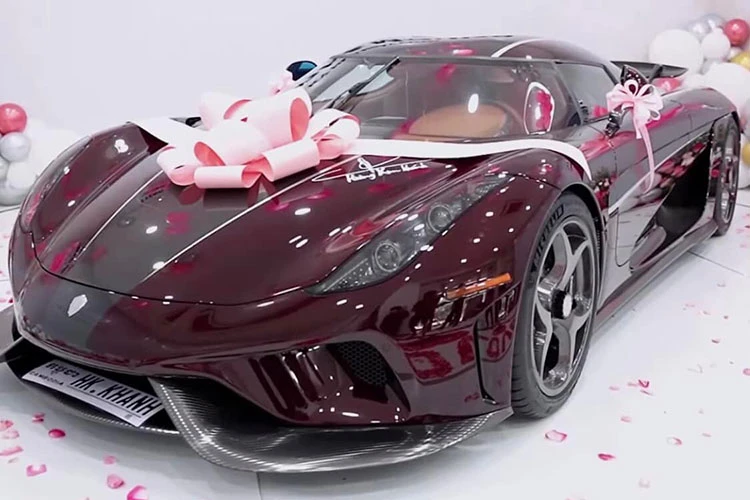 Đại gia Sài Gòn được vợ tặng Koenigsegg Regera 200 tỷ đồng