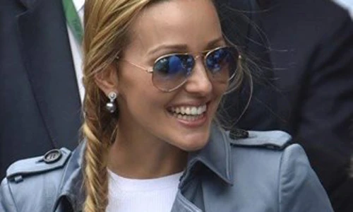 Cô vợ xinh đẹp và tài giỏi của ĐKVĐ US Open Djokovic