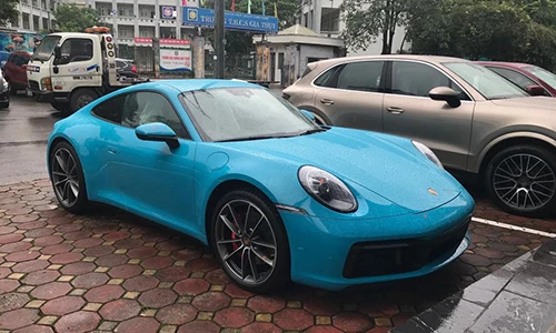 Porsche 911 Carrera S mới từ 7,6 tỷ đồng tại Việt Nam