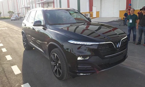 Chưa nhận xe Vinfast Lux SA 2.0 đã rao bán 1,6 tỷ