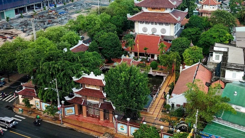 Độc đáo ngôi chùa Một Cột ở Sài Gòn