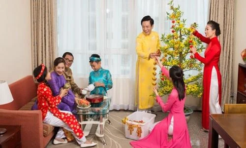 Giới trẻ thời nay ăn Tết Nguyên đán có gì khác xưa?