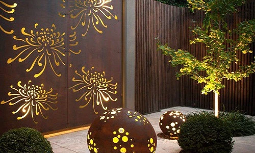 Những hàng rào khiến ngôi nhà của bạn đẹp như tranh vẽ