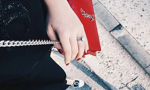 Thú chơi kim cương đẳng cấp của Hoa hậu Việt