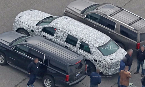 Siêu xe Limousine của Tổng thống Donald Trump lộ ảnh nóng