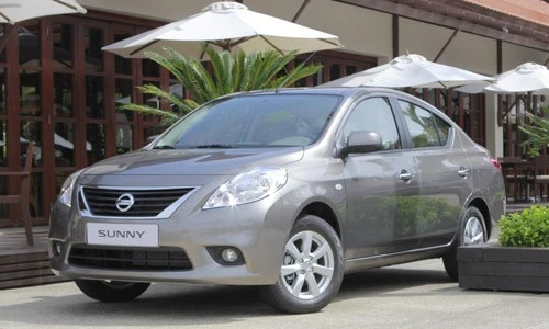 Nissan Sunny "đại hạ giá" chỉ 463 triệu tại Việt Nam