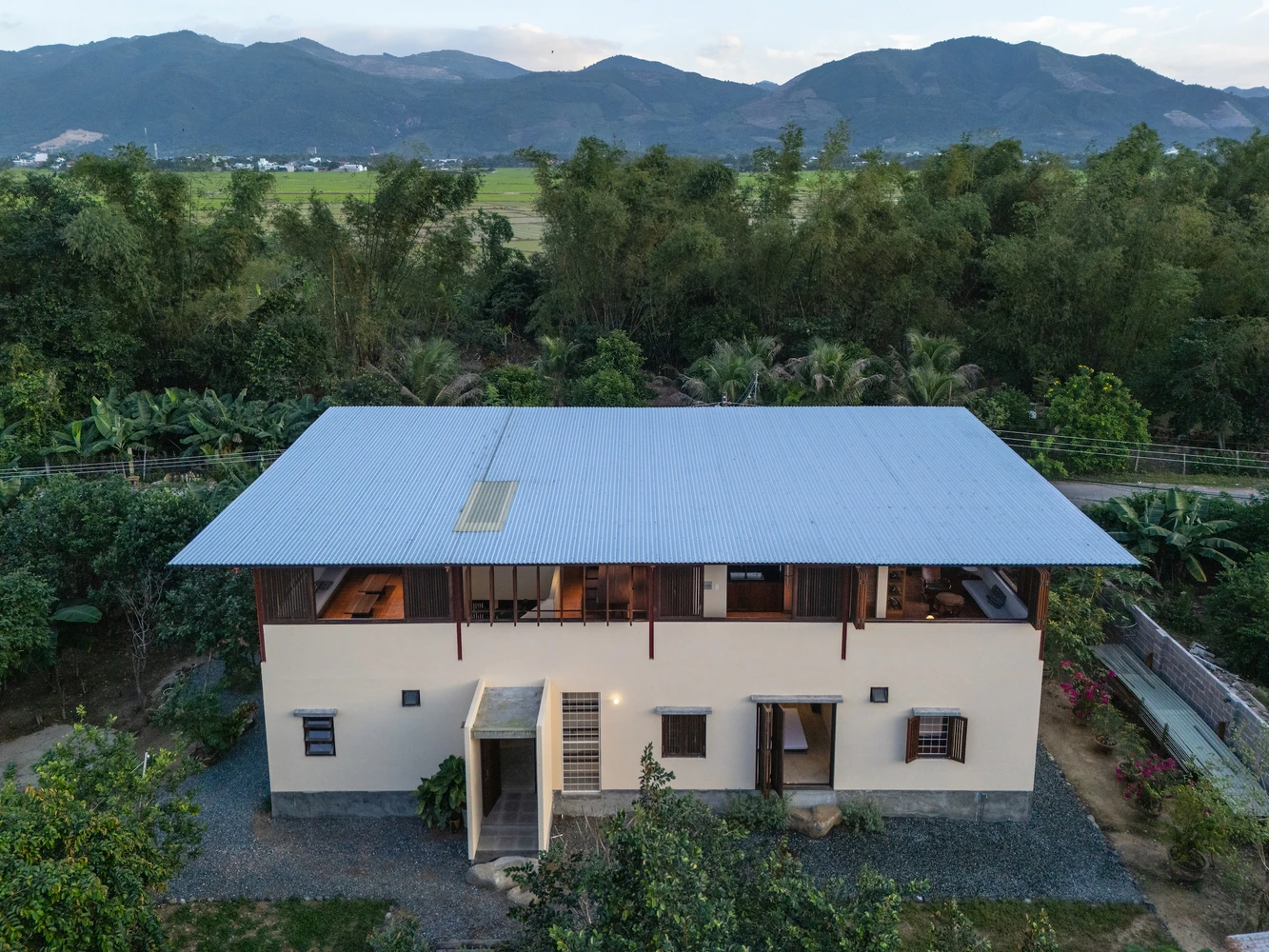 Ngôi nhà có tầm nhìn 360 độ độc đáo ở Nha Trang