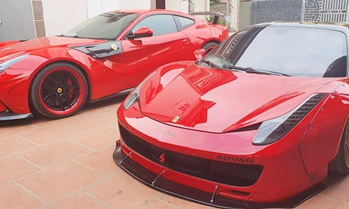 Bộ đôi xe Ferrari chục tỷ lăn bánh trên đường làng Hải Dương