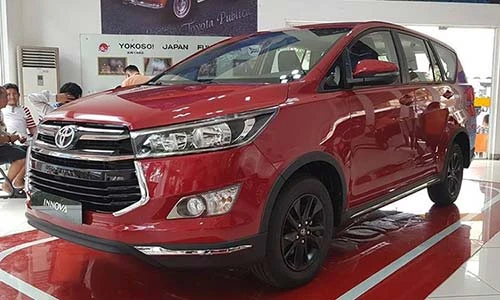 Toyota Innova tại Việt Nam giảm kịch sàn, chỉ từ 670 triệu