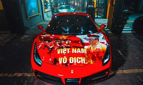 Dàn siêu xe trăm tỷ mừng U22 Việt Nam vô địch Sea Games