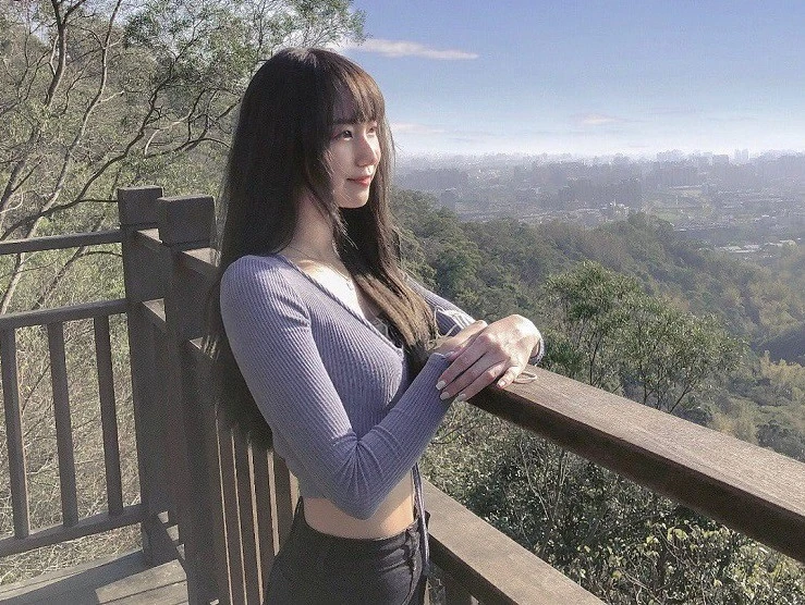 Luôn "kín cổng cao tường" vì sao gái xinh này vẫn có vạn người mê?