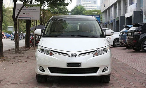 Cận cảnh Toyota Previa 2019 gần 3 tỷ đồng tại Hà Nội 