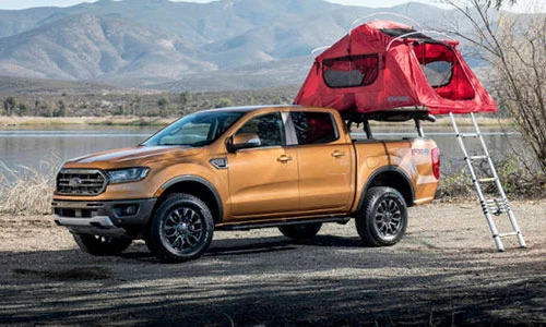 Xe bán tải Ford Ranger bị triệu hồi vì lỗi đèn hậu