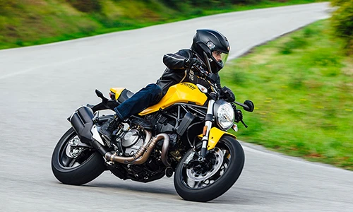 “Quái vật” Ducati Monster 821 bản 2018 lộ diện