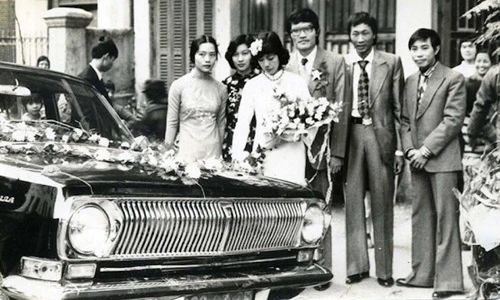 Siêu xe rước dâu tại Việt Nam 65 năm qua thế nào?