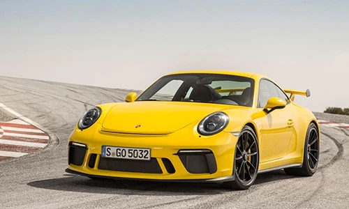 Già gân U70 - Walter Rohrl "làm xiếc" với Porsche 911 GT3 