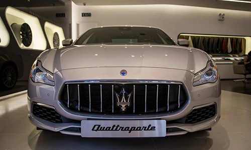 Cận cảnh Maserati Quattroporte GranLusso hơn 8 tỷ tại VN