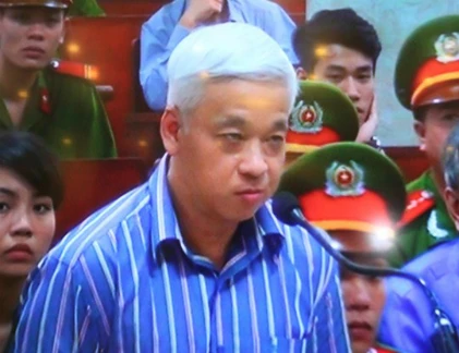 Bầu Kiên: Từ đại gia nức tiếng tới song sắt nhà tù