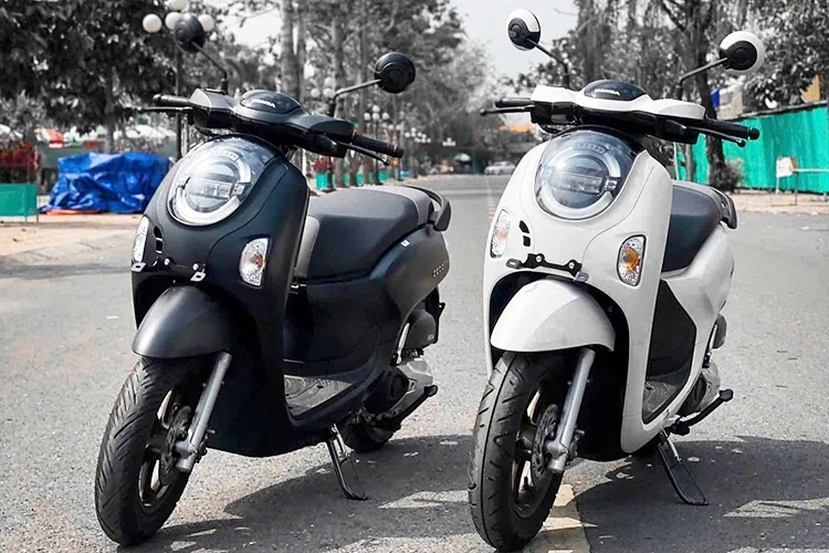 Cận cảnh Honda Scoopy 2025 "ăn xăng" 1,7 lít/100km tại Việt Nam
