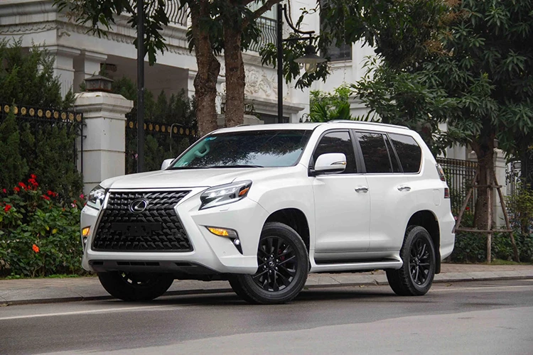 Lexus GX 460 chạy 3 năm tại Việt Nam, lỗ nhẹ 1 tỷ đồng