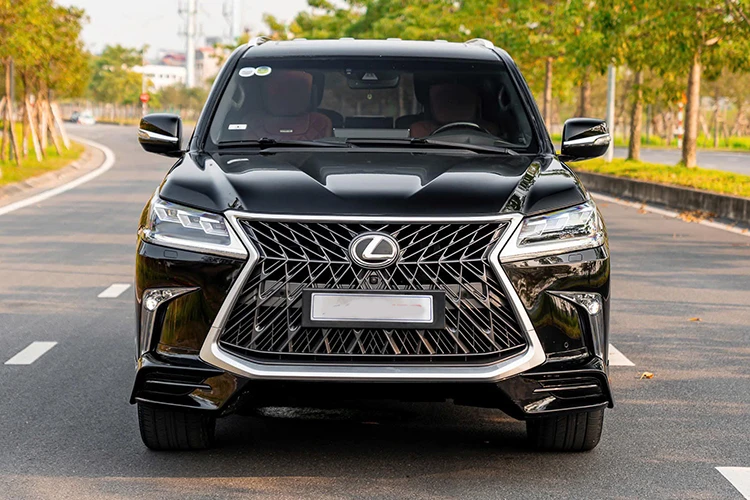 Lexus LX570 MBS - "chuyên cơ mặt đất" chạy 6 năm lỗ nhẹ 3 tỷ