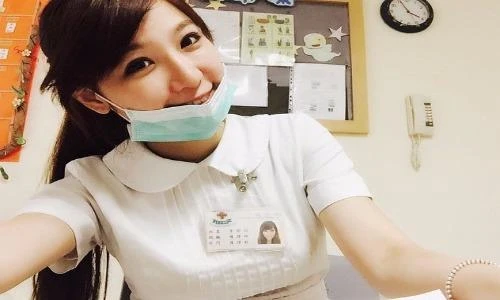 Nữ y tá Đài Loan cực xinh đẹp gợi cảm "đốn tim" nam giới
