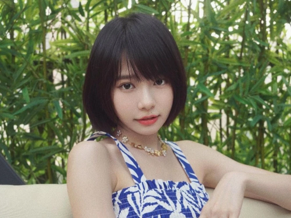 Gái xinh gốc Malaysia nổi tiếng có gương mặt ngây thơ, body nóng bỏng