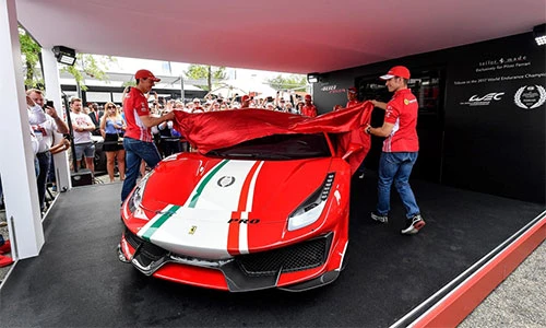 Siêu xe Ferrari 488 Pista ra mắt phiên bản đặc biệt